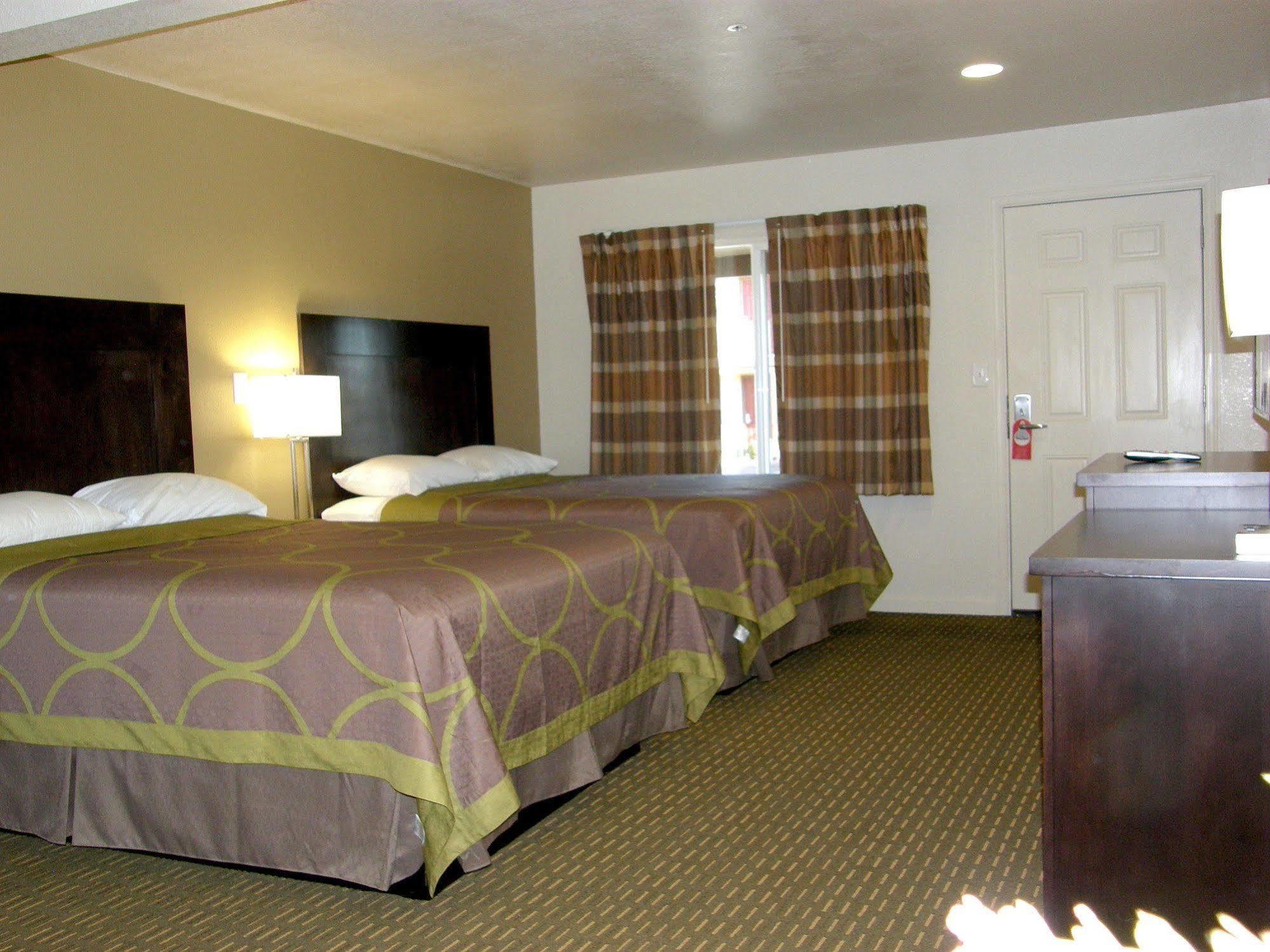 Budget Lodge Eugene - Airport Экстерьер фото